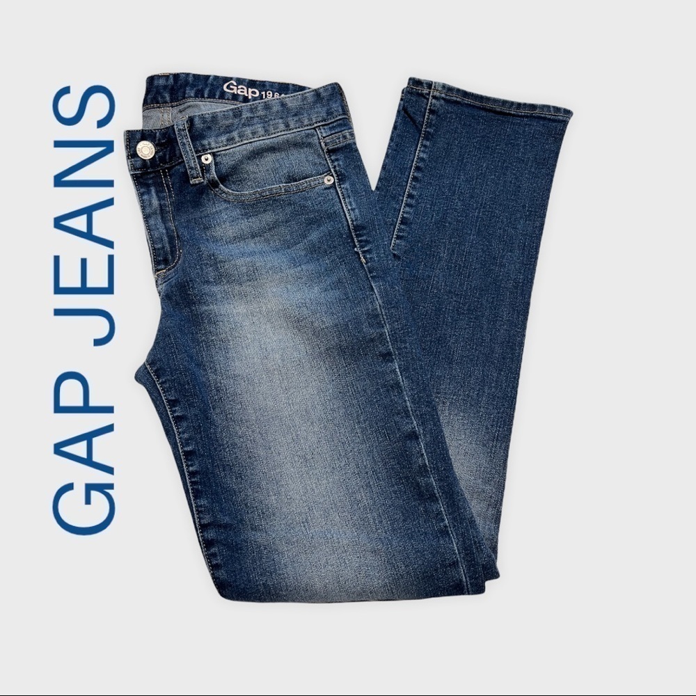 GAP **NWOT** JEANS SZ.6 STRAIGHT LEG